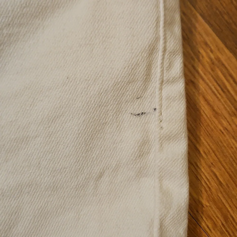 Levi's 711 Skinny White Jeans Size 33 - Picture 8 of 8